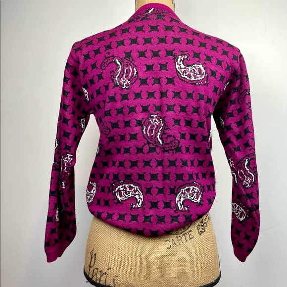 Vintage Eatons Cardigan Paisley Purple Black Knit Womens Petite Size Small - Picture 9 of 10